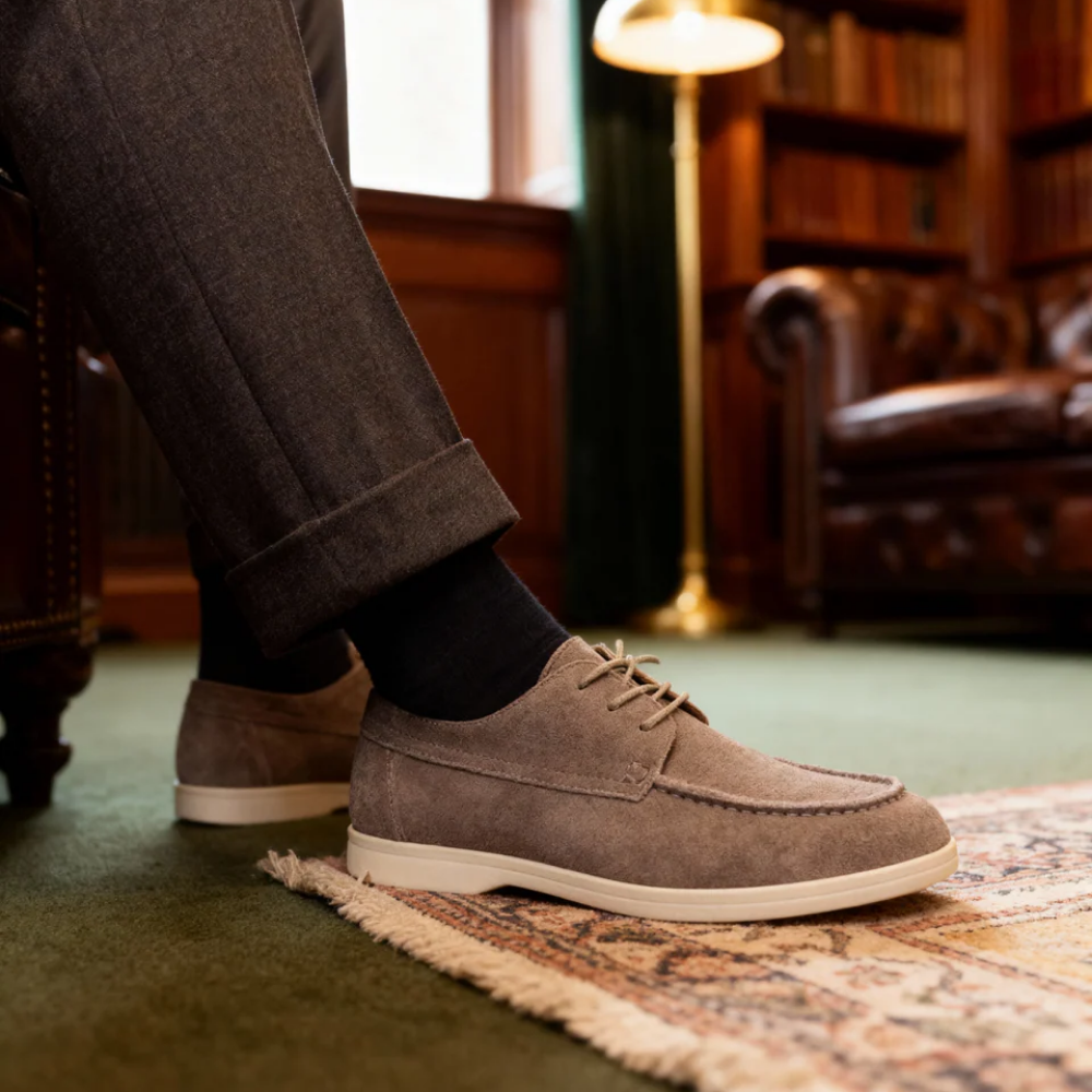 Κομψά παπούτσια σουέτ