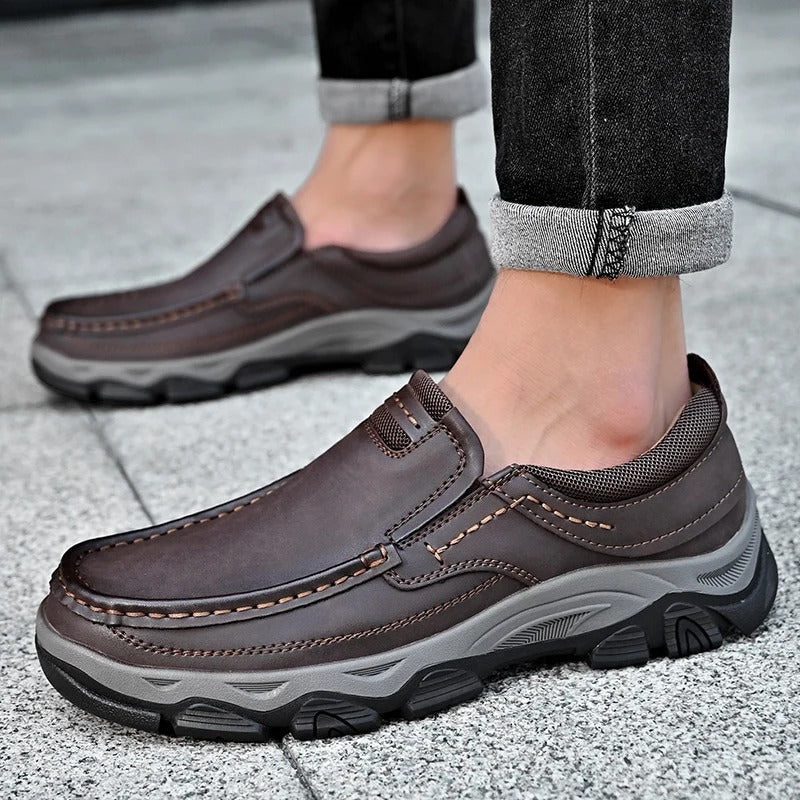 Κομψά δερμάτινα παπούτσια Slip-On