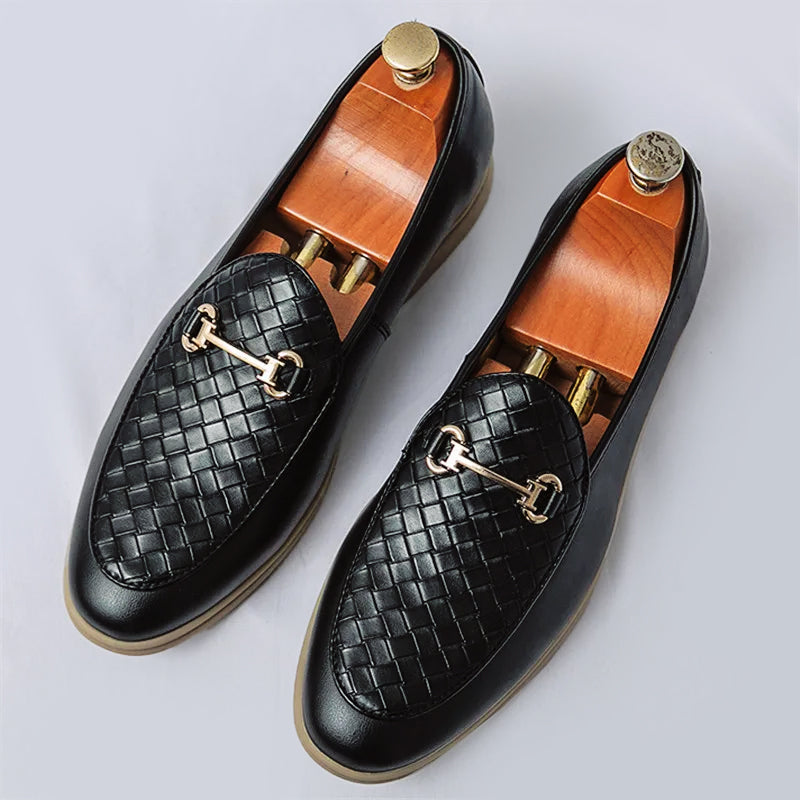 Κομψά δερμάτινα ανδρικά loafers