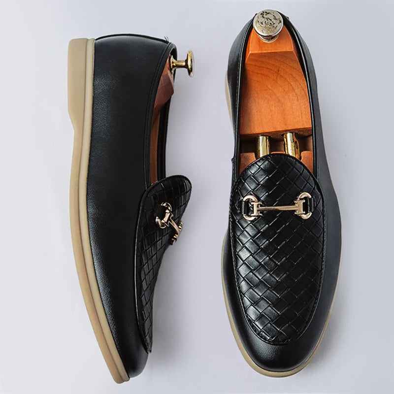 Κομψά δερμάτινα ανδρικά loafers