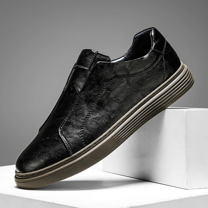 Κλασικά δερμάτινα παπούτσια Slip-On