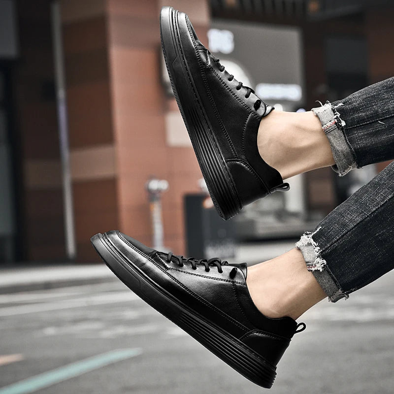 Κομψά δερμάτινα παπούτσια με παχιά σόλα