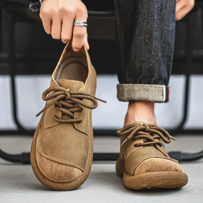 Κομψά παπούτσια σουέτ