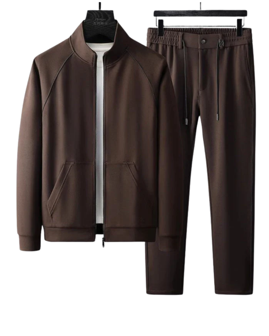 Κομψό, ραμμένο στο χέρι αθλητικό σύνολο