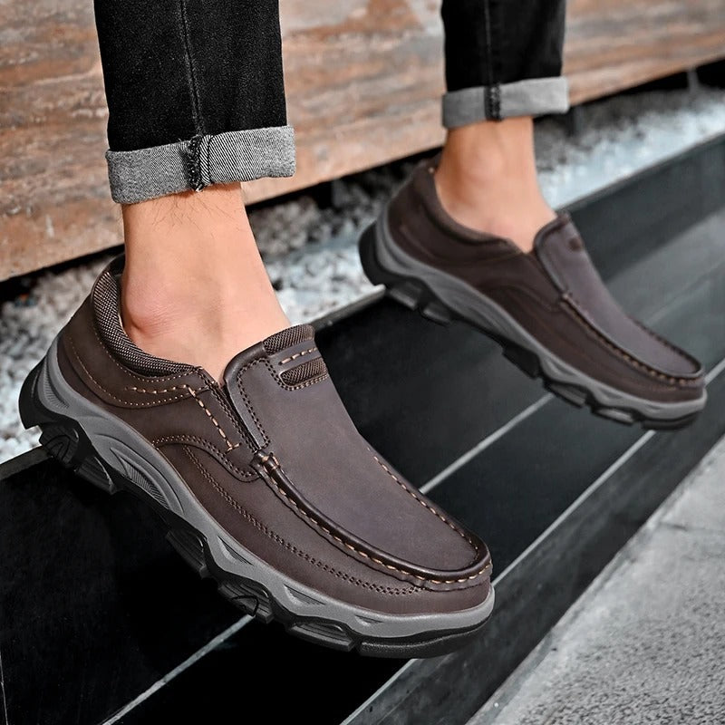 Κομψά δερμάτινα παπούτσια Slip-On